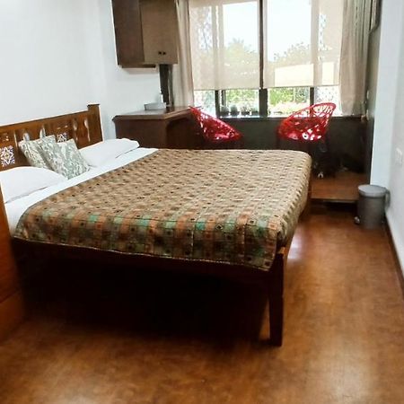 Апартаменты Cozy Private Ac Studio By The Sea Bandstand Bandra W Mumbai Nr Taj Lands End Экстерьер фото