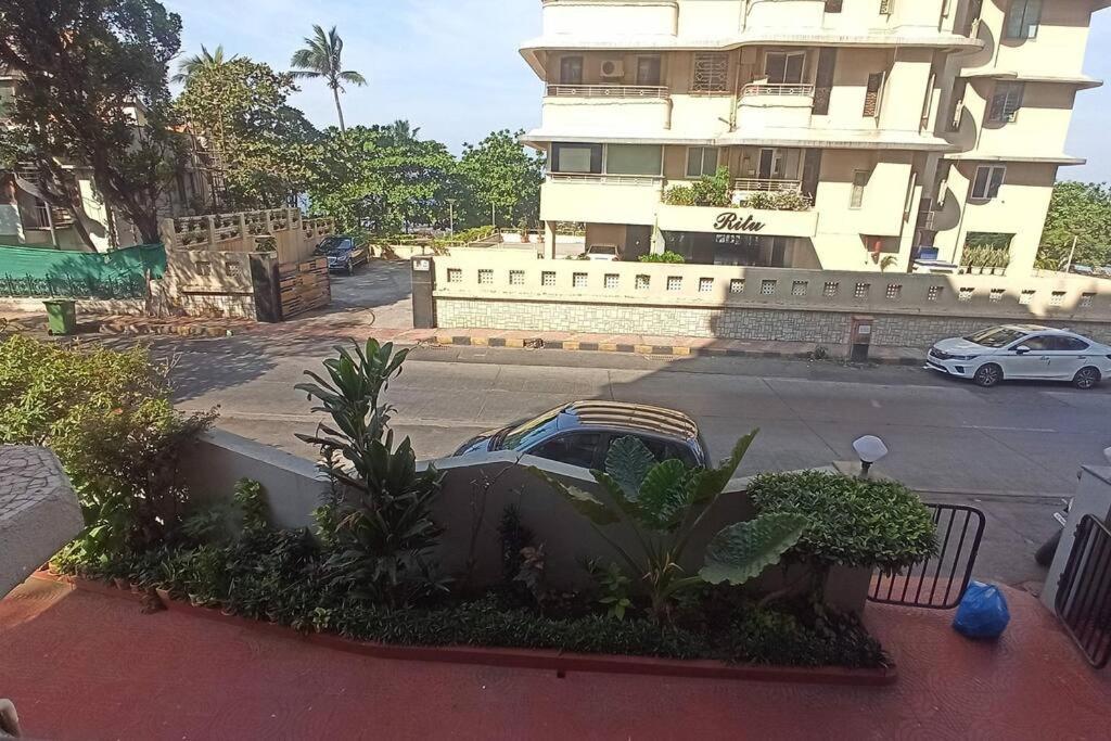 Апартаменты Cozy Private Ac Studio By The Sea Bandstand Bandra W Mumbai Nr Taj Lands End Экстерьер фото