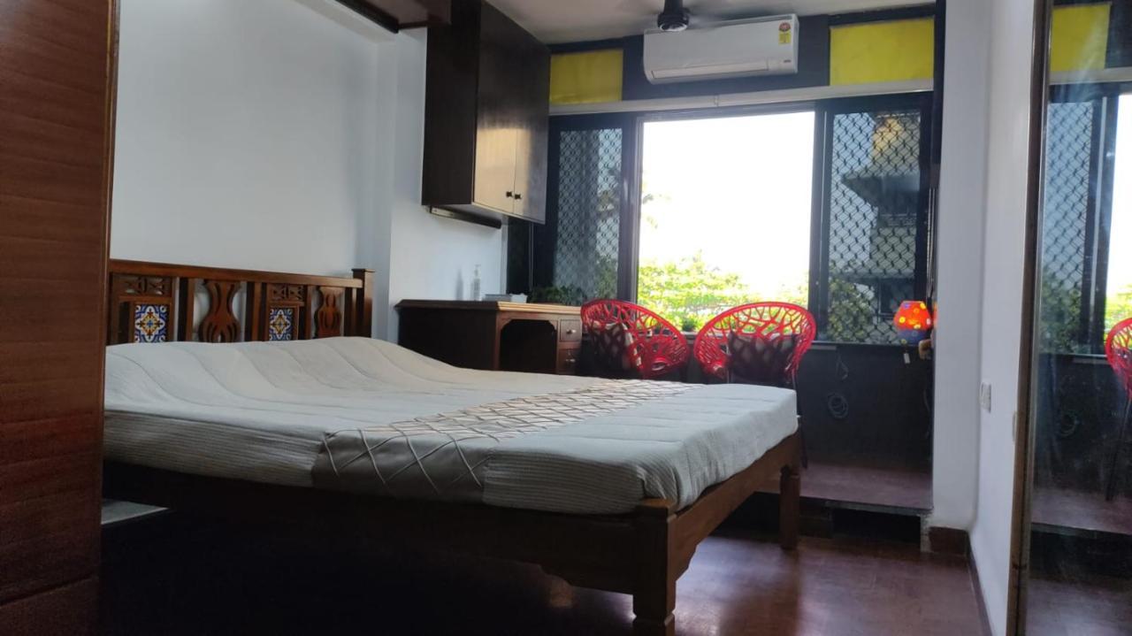 Апартаменты Cozy Private Ac Studio By The Sea Bandstand Bandra W Mumbai Nr Taj Lands End Экстерьер фото