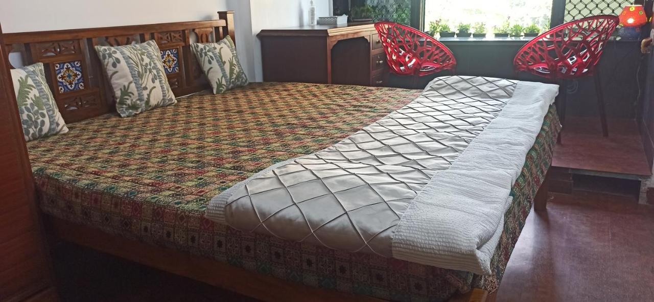 Апартаменты Cozy Private Ac Studio By The Sea Bandstand Bandra W Mumbai Nr Taj Lands End Экстерьер фото