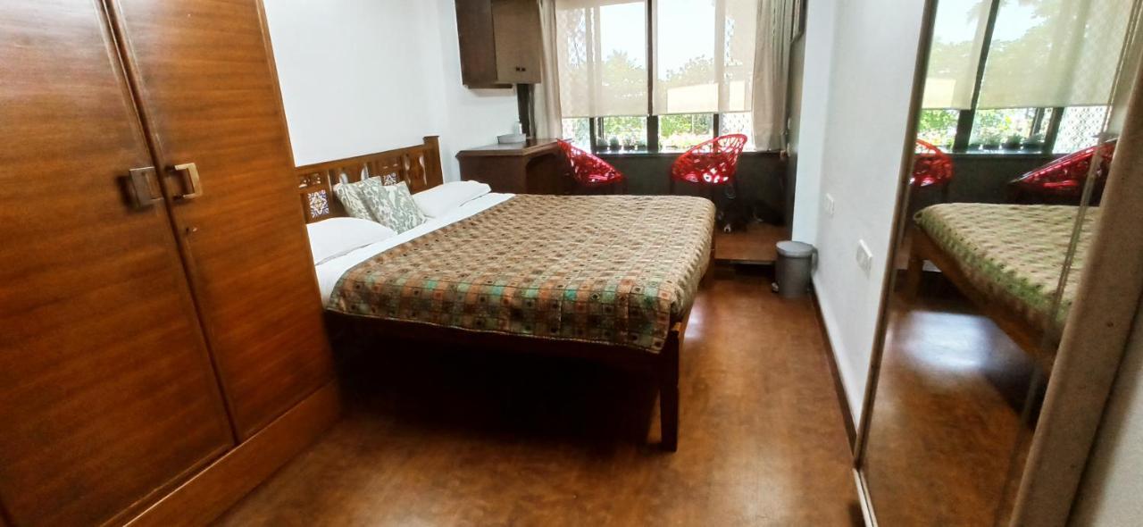 Апартаменты Cozy Private Ac Studio By The Sea Bandstand Bandra W Mumbai Nr Taj Lands End Экстерьер фото